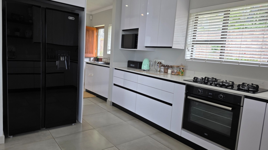 3 Bedroom Property for Sale in Island View Western Cape